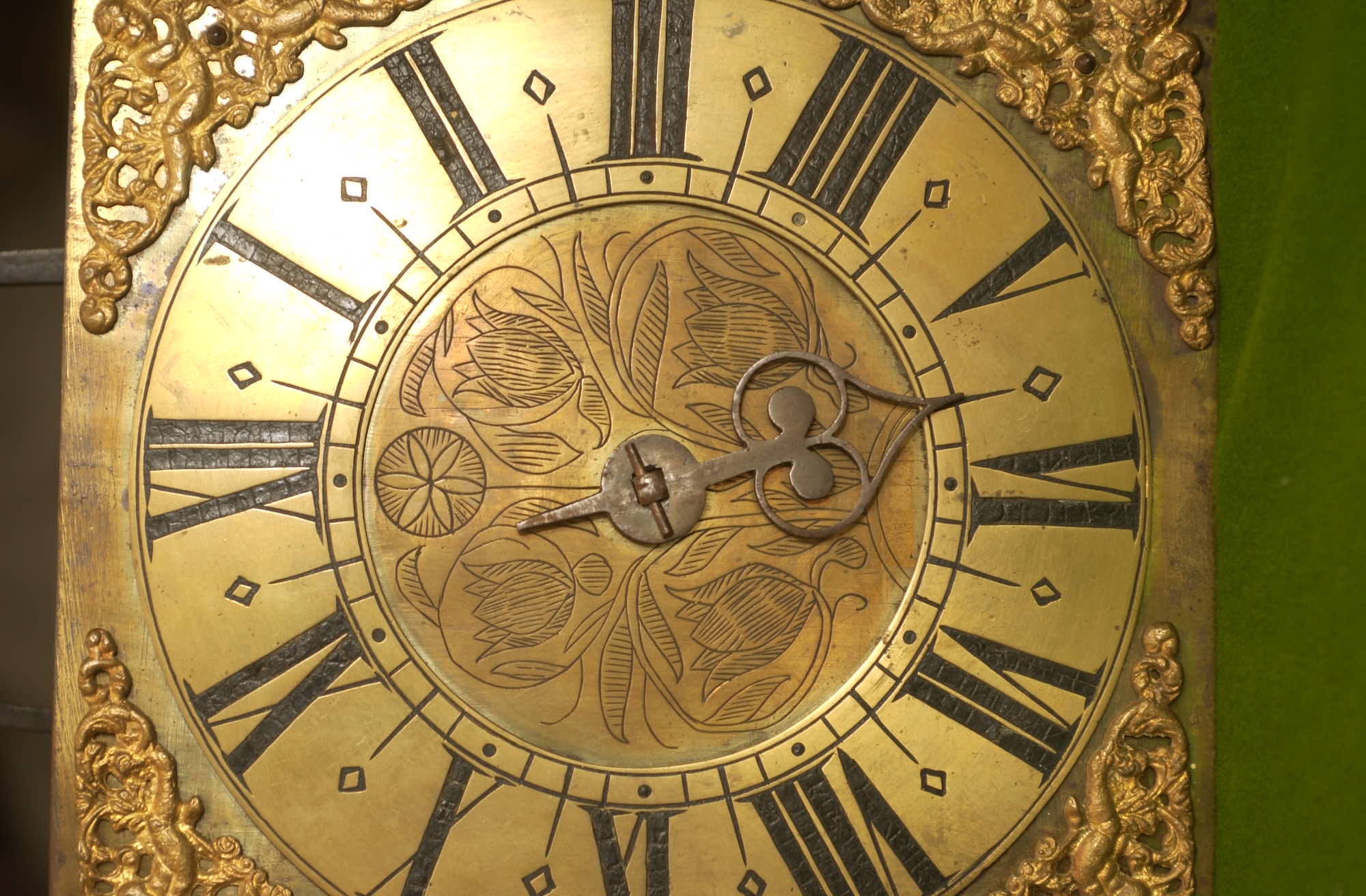 Click for larger version of IRON PILLAR HOOK&SPIKE Image 1
